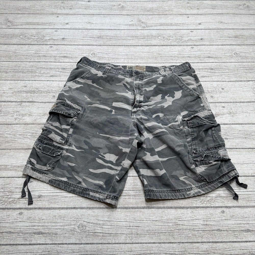 Lee Dungarees Cargo Shorts Men's 36 Gray Camo Relaxed Fit Cotton Utility Hiking